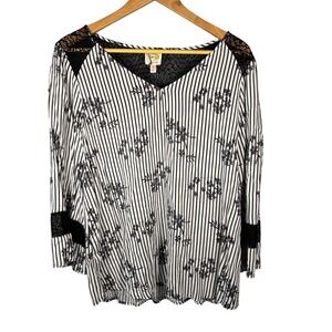 Fig & Flower Women Large White Black Striped Floral Lace V-Neck Boho Top